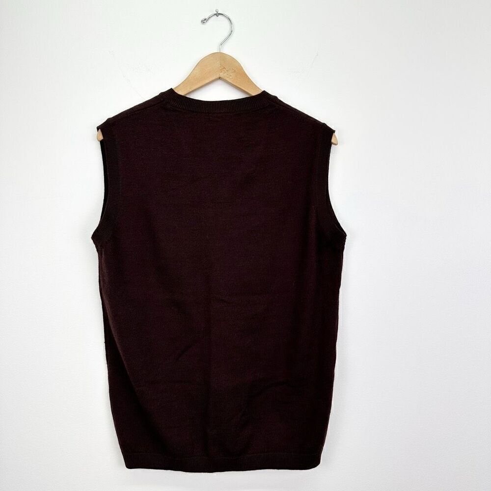 Product Think Tank Unisex Mt Abe 100% Wool Mahogany Brown V-neck Sweater Vest - Picture 3 of 9